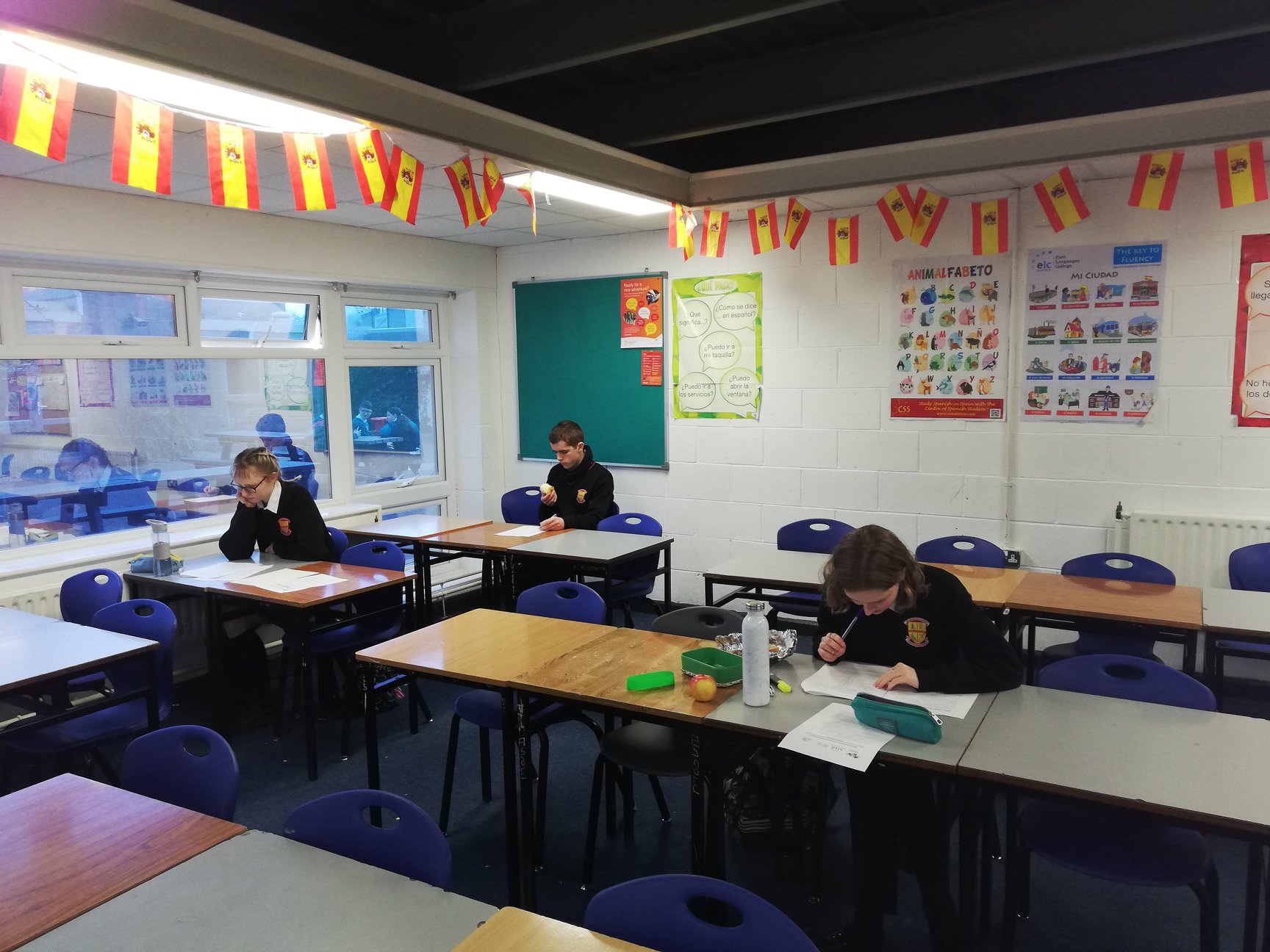 Anastassia Varabiova, Grace McCarthy and Ruairí Donaghey in Ashbourne Commnunity School